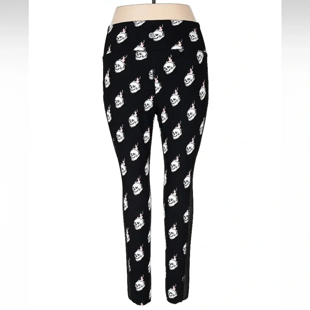 Torrid Performance Core Mesh Side Inset Active Legging Skulls Fire Plus Size 1X